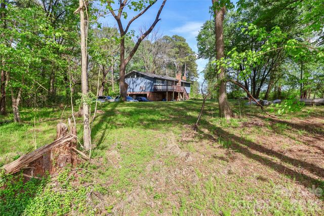 225 Midway Road, Statesville, NC 28625