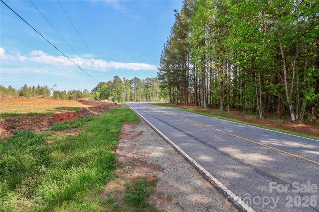 225 Midway Road, Statesville, NC 28625