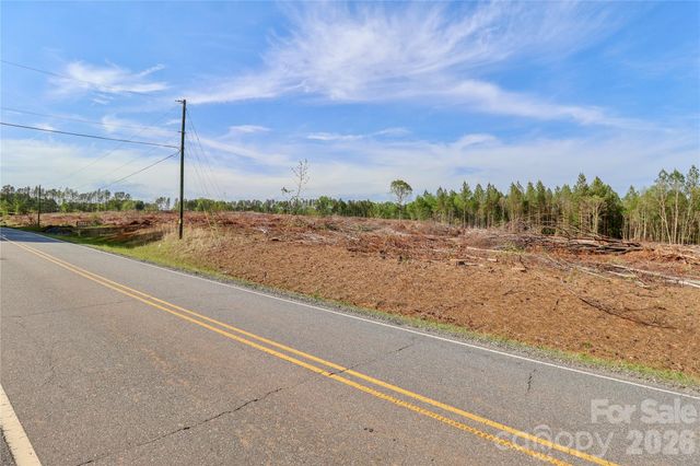 225 Midway Road, Statesville, NC 28625