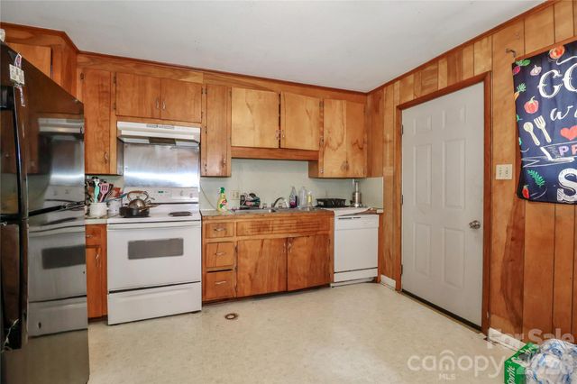225 Midway Road, Statesville, NC 28625