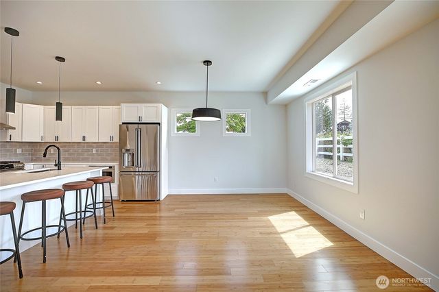 1458 Larkspur Lane, Camano Island, WA 98282