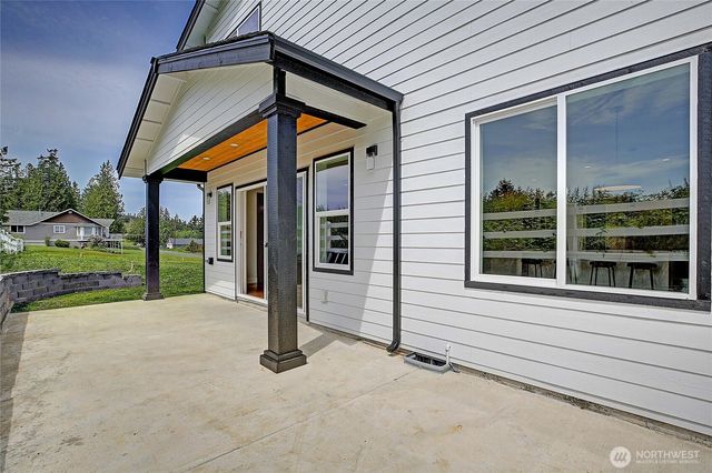 1458 Larkspur Lane, Camano Island, WA 98282