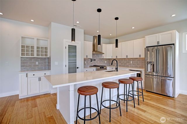 1458 Larkspur Lane, Camano Island, WA 98282