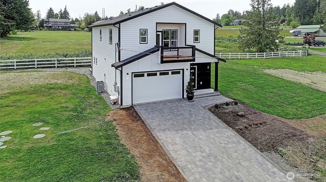 1458 Larkspur Lane, Camano Island, WA 98282