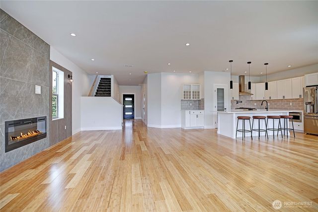 1458 Larkspur Lane, Camano Island, WA 98282