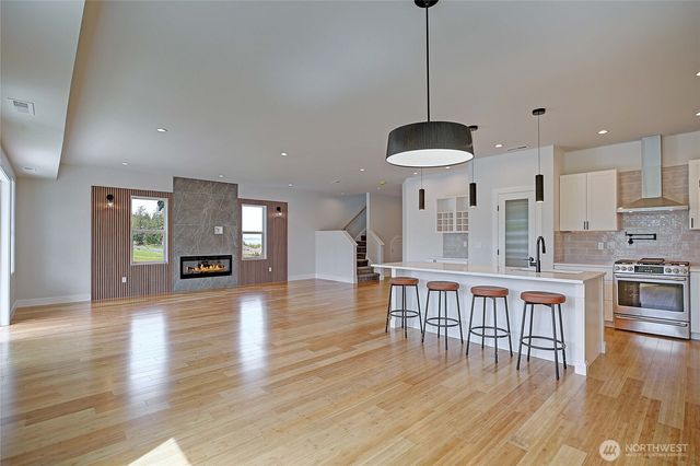 1458 Larkspur Lane, Camano Island, WA 98282