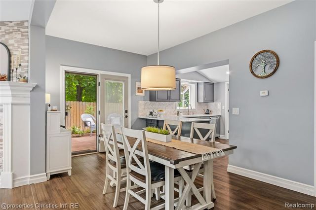 46063 Neeson Street, Northville, MI 48167