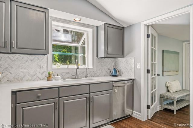 46063 Neeson Street, Northville, MI 48167