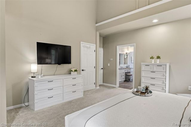 46063 Neeson Street, Northville, MI 48167