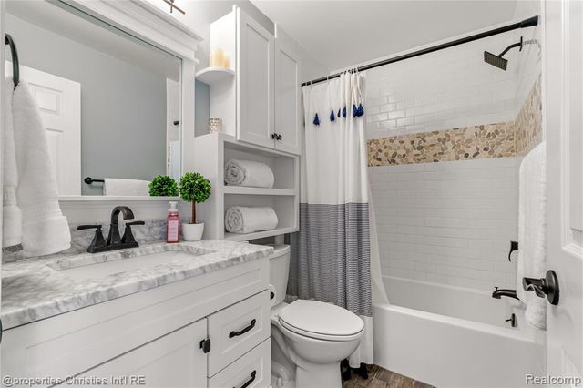 46063 Neeson Street, Northville, MI 48167