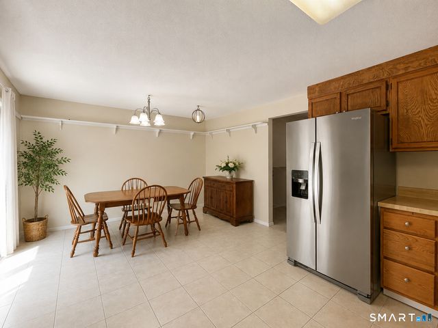 40 Conestoga Way 40, Glastonbury, CT 06033