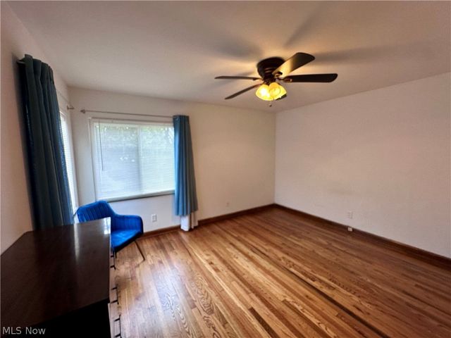 1093 N Main Street, Akron, OH 44310