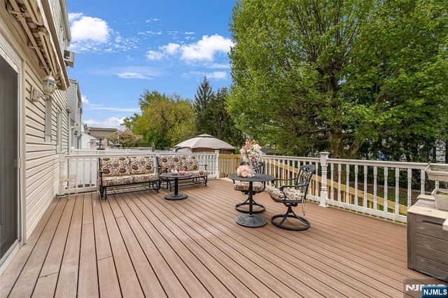 347 Mansfield Avenue, Secaucus, NJ 07094