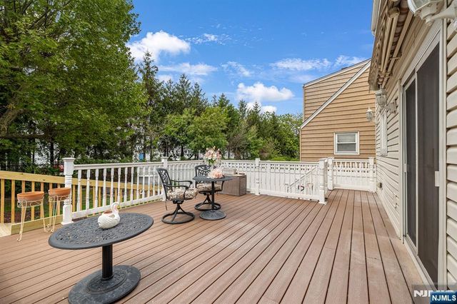 347 Mansfield Avenue, Secaucus, NJ 07094
