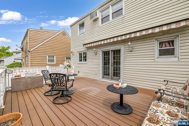 347 Mansfield Avenue, Secaucus, NJ 07094