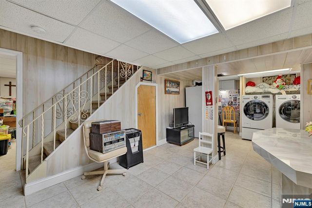 347 Mansfield Avenue, Secaucus, NJ 07094