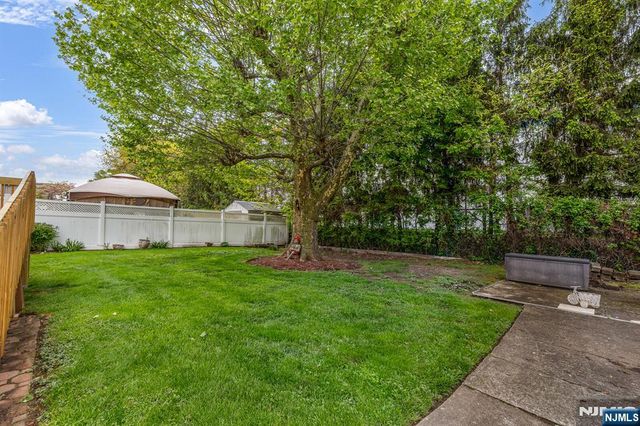 347 Mansfield Avenue, Secaucus, NJ 07094