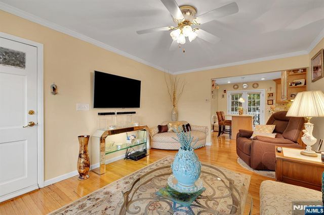 347 Mansfield Avenue, Secaucus, NJ 07094