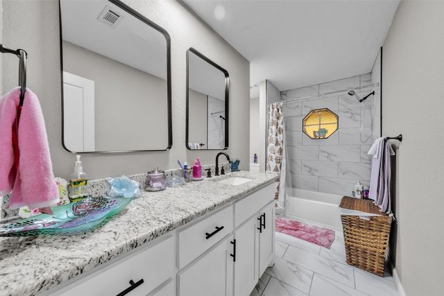 1908 Thousand Oaks Drive, Burleson, TX 76028