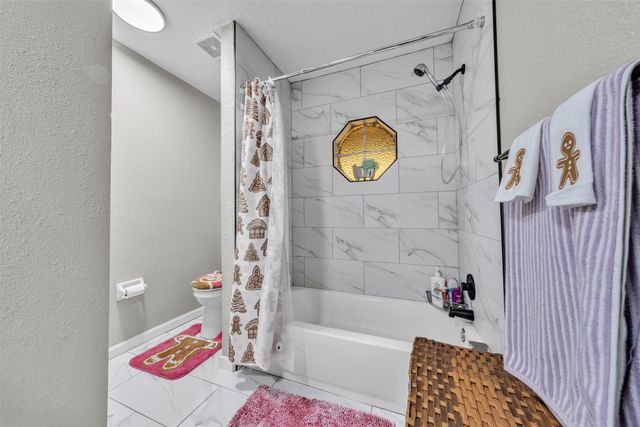 1908 Thousand Oaks Drive, Burleson, TX 76028