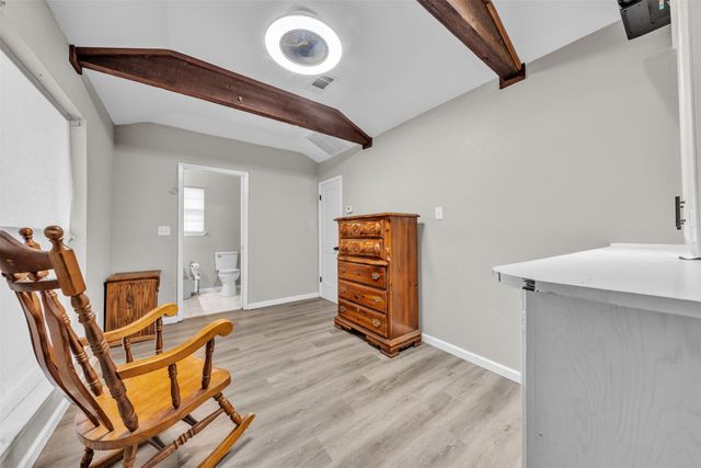 1908 Thousand Oaks Drive, Burleson, TX 76028