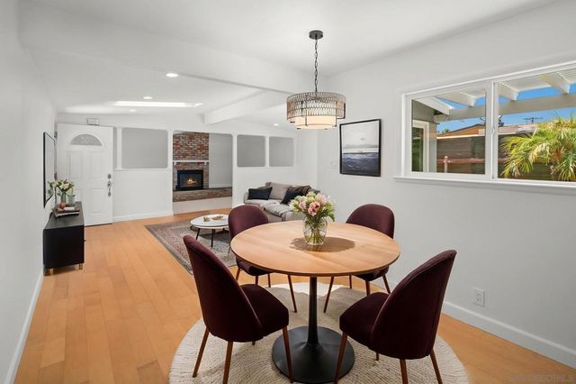 5164 Chateau Dr, San Diego, CA 92117