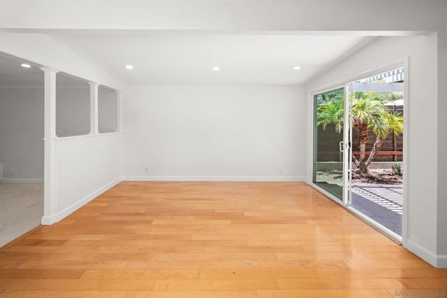 5164 Chateau Dr, San Diego, CA 92117