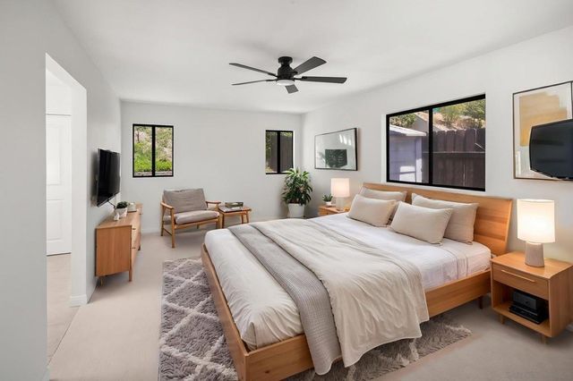 5164 Chateau Dr, San Diego, CA 92117
