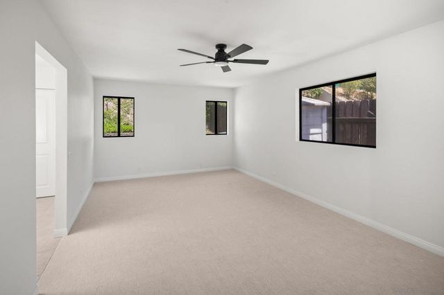 5164 Chateau Dr, San Diego, CA 92117