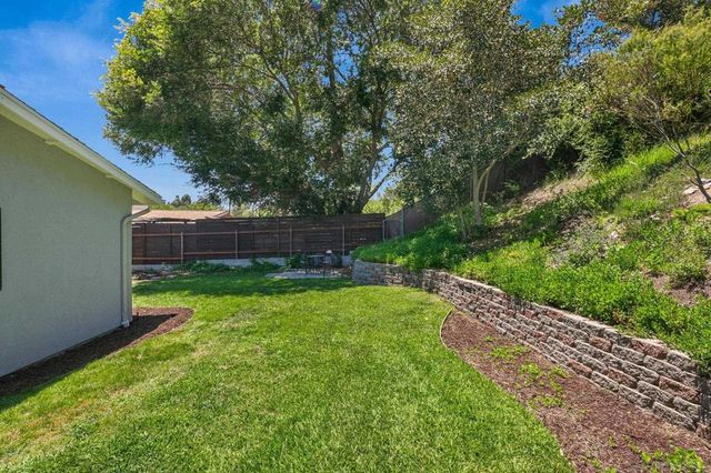 5164 Chateau Dr, San Diego, CA 92117