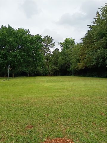 3504 W Mount Comfort Road, Fayetteville, AR 72704