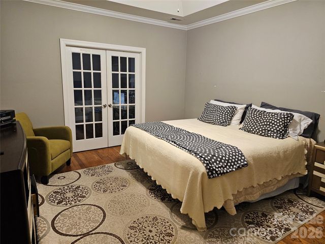 10703 MIDDLE ACRES Road, Charlotte, NC 28213