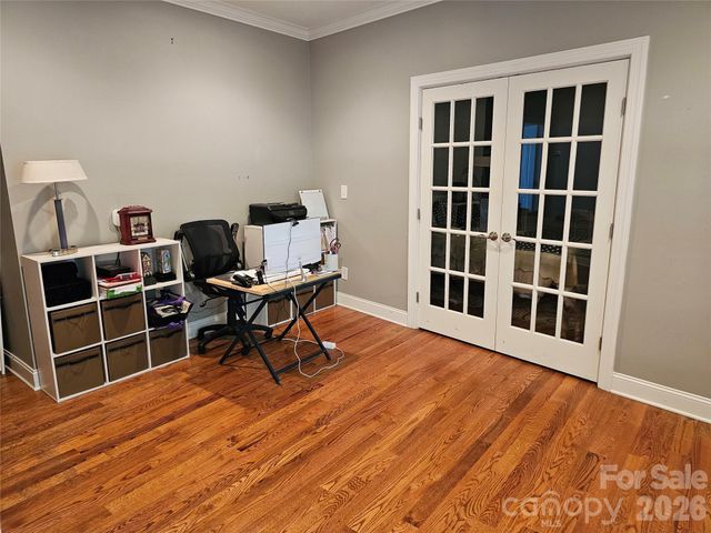 10703 MIDDLE ACRES Road, Charlotte, NC 28213