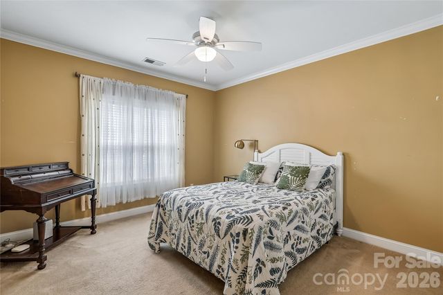 10703 MIDDLE ACRES Road, Charlotte, NC 28213