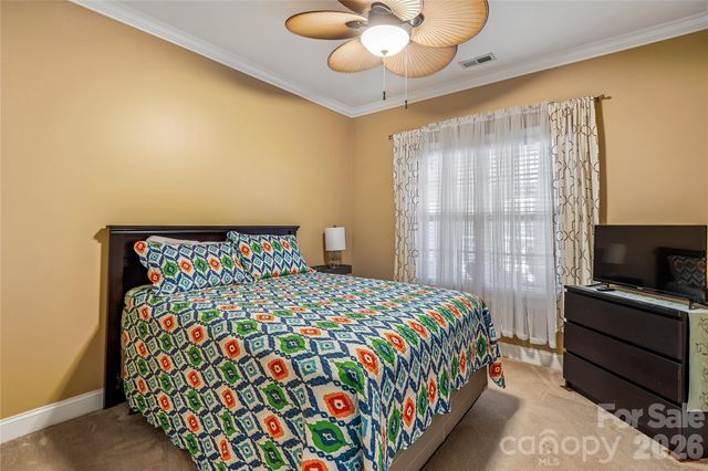 10703 MIDDLE ACRES Road, Charlotte, NC 28213