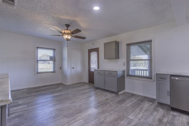 2300 Conveyor Drive, Burleson, TX 76028