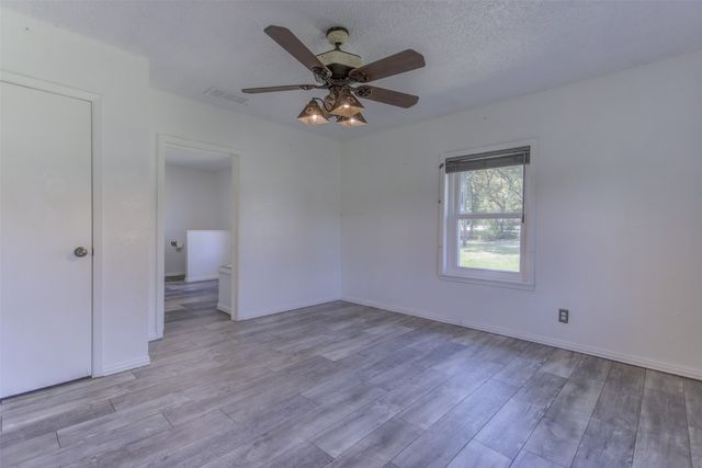 2300 Conveyor Drive, Burleson, TX 76028