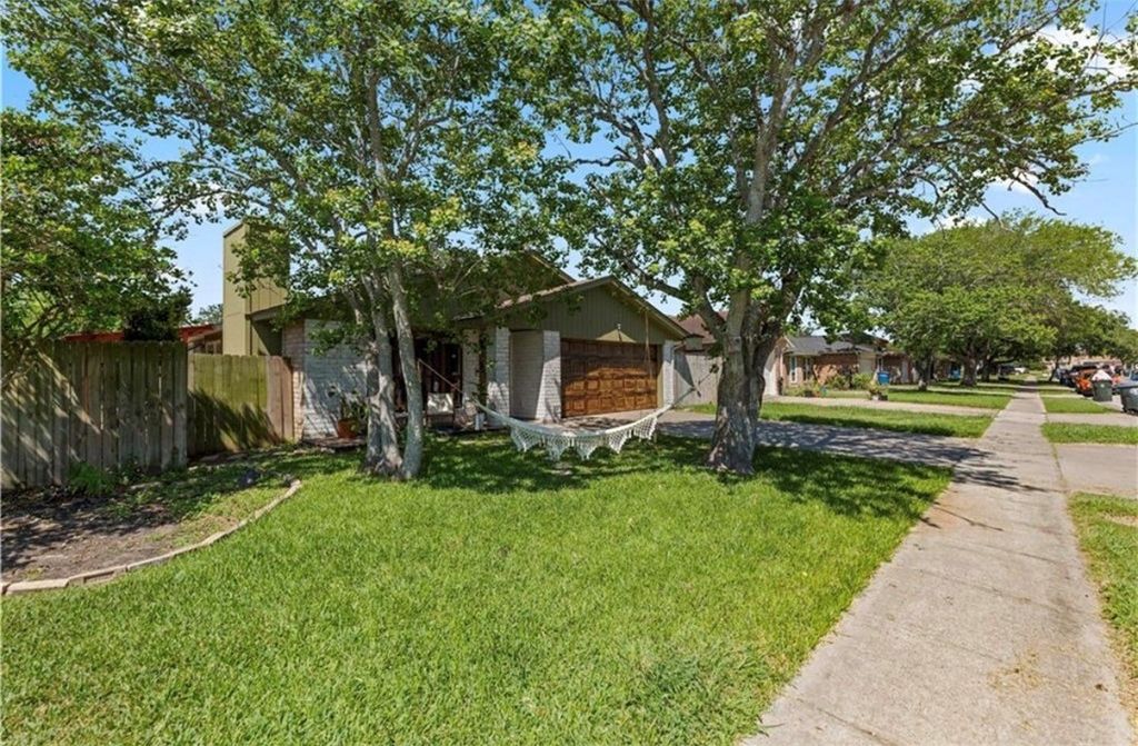 5337 Crossridge Dr, Corpus Christi, TX 78413 — photo 4