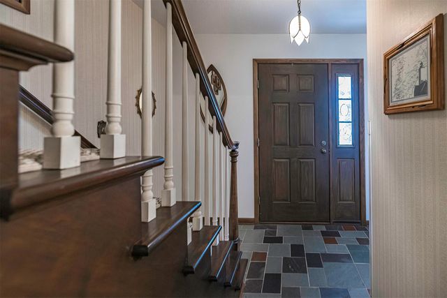 2056 DEVON Lane, Erie, PA 16509