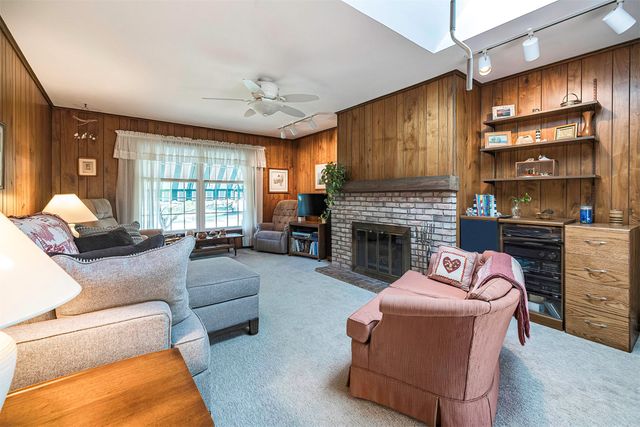 2056 DEVON Lane, Erie, PA 16509