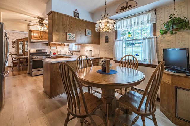 2056 DEVON Lane, Erie, PA 16509