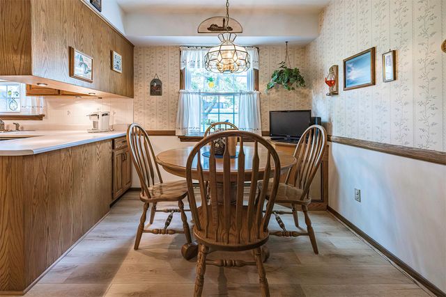 2056 DEVON Lane, Erie, PA 16509
