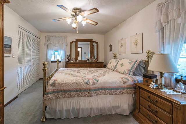2056 DEVON Lane, Erie, PA 16509