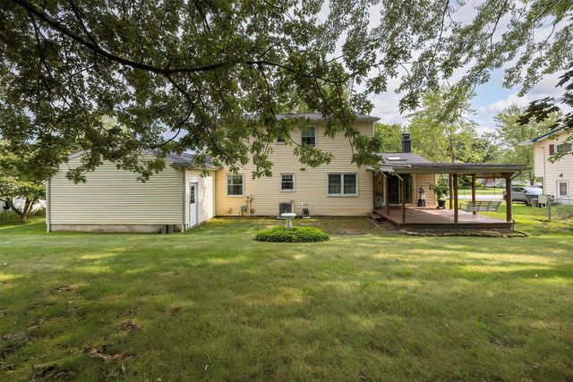 2056 DEVON Lane, Erie, PA 16509