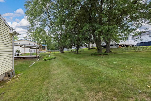 2056 DEVON Lane, Erie, PA 16509
