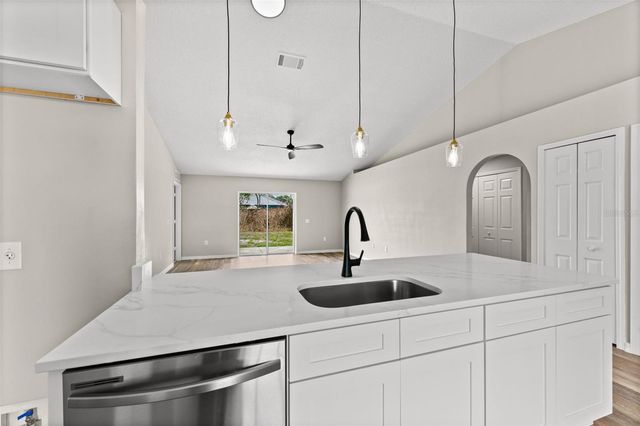 3904 WARBLER DRIVE, Winter Haven, FL 33880