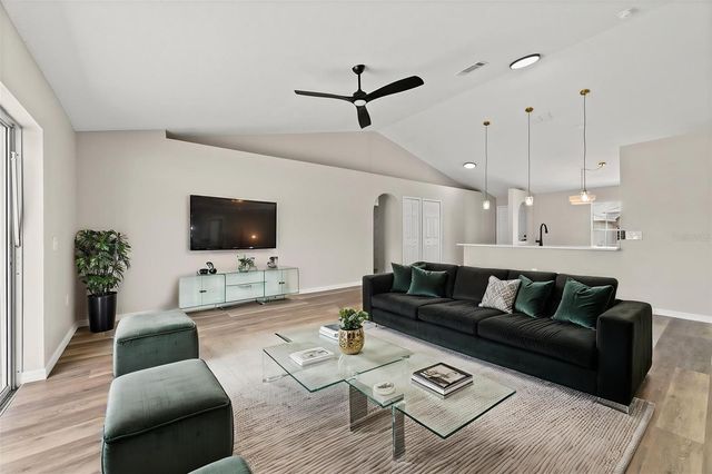 3904 WARBLER DRIVE, Winter Haven, FL 33880