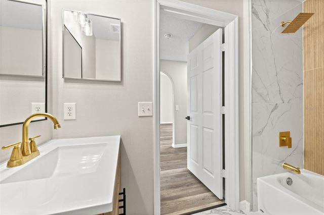 3904 WARBLER DRIVE, Winter Haven, FL 33880