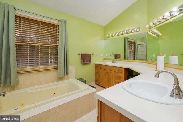 134 RED OAK DR, Dover, DE 19904