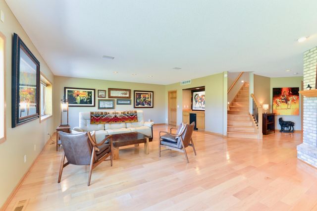 3711 Village Court, Woodbury, MN 55125